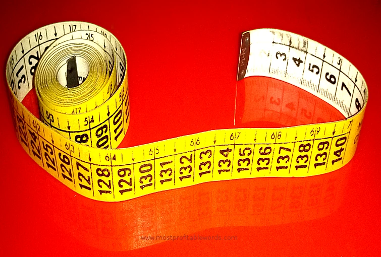 measuring-sale-success Alt:measuring-tape as symbol of measuring sale success